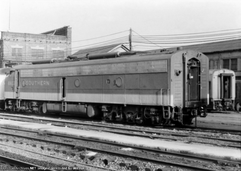 Southern E8A 6903